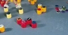 Набор указателей к спортивно-игровому набору (40 цветных дисков с изображением геометрических фигур, цифр, стрелок) (к коррекционно-развивающему набору) 2 Nabor-ukazatelej-k-sportivno-igrovomu-naboru-40-tsvetnyh-diskov-s-izobrazheniem-geometricheskih-figur-tsifr-strelok-k-korrektsionno-razvivayushhemu-naboru-2